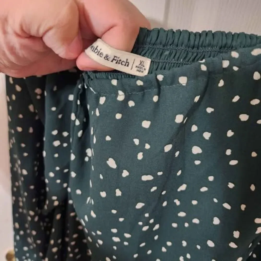 Abercrombie & Fitch blouse size XL